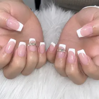ネイル VIERU YURIのネイルデザイン