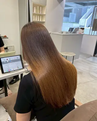 ロング パーマ 🍒モテ暖色カラー × うる艶✧ ゆなのヘアスタイル