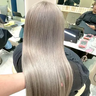 ロング 🦋高屋敷陸🦋 レイヤー/ハイトーンのヘアスタイル