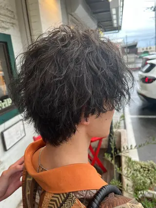 ショート パーマ メンズ 金久保亮/パパ美容師 /パーマ/髪質改善のヘアスタイル
