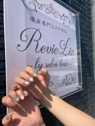 ネイル Revie Liz ネイル TAKEYAのネイルデザイン