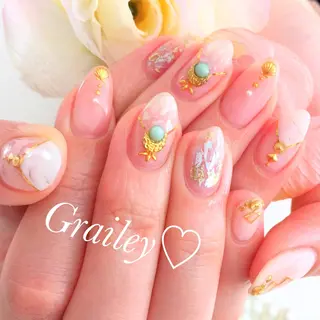 ネイル Grailey nail salonのネイルデザイン