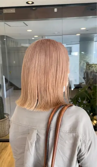 ミディアム 前田 菜奈子のヘアスタイル