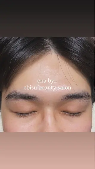 アイブロウ 【ena】恵比寿/ chiba 🪿🤍のマツエク・マツパデザイン