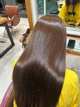 カラー 三留 愛未のヘアスタイル