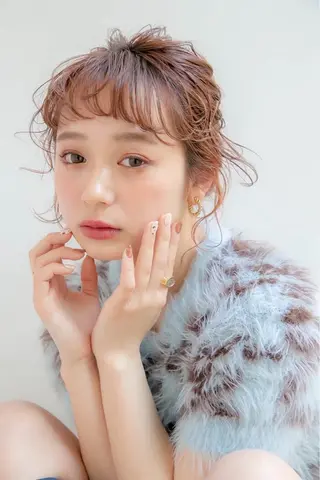 カラー 💖ボブ/縮毛矯正 顔周りレイヤー/ユイのヘアスタイル