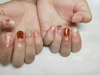 ネイル はばすみれ🎀ﾈｲﾙ 光ﾌｪｲｼｬﾙ ﾍｱのネイルデザイン