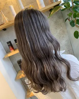 ロング カラー 天野 開のヘアスタイル