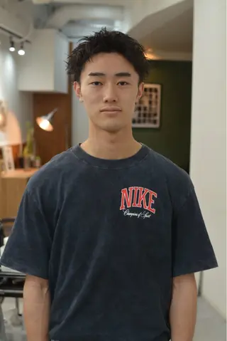 ショート メンズ グランジヘア 無造作ヘアHYUGAのヘアスタイル
