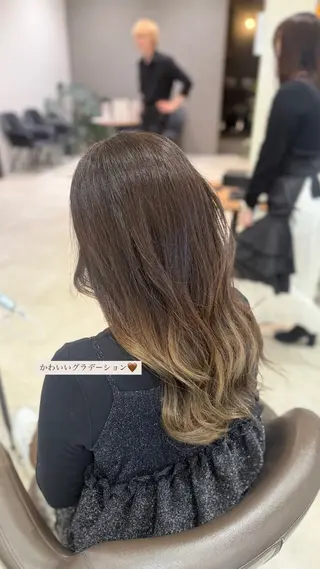 カラー ヘアアレンジ 竹之内 夢羅のヘアスタイル