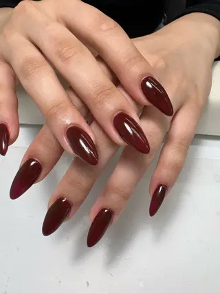 ネイル PEEKABOO京橋 HINA1級保持✨のネイルデザイン