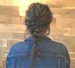 ロング カラー ヘアアレンジ 🌼 アユカのヘアスタイル