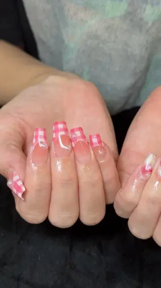 ネイル AKIKO NAILのネイルデザイン