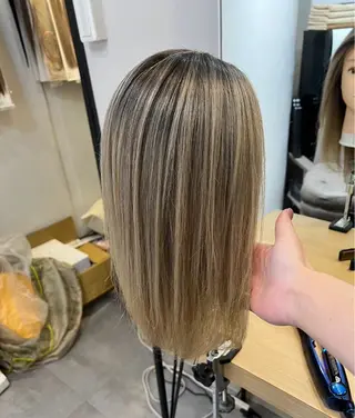 セミロング カラー 指名数No.1 /NAOYAのヘアスタイル