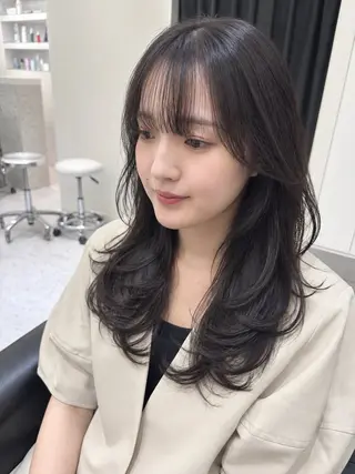 ロング 山田 ひかりのヘアスタイル