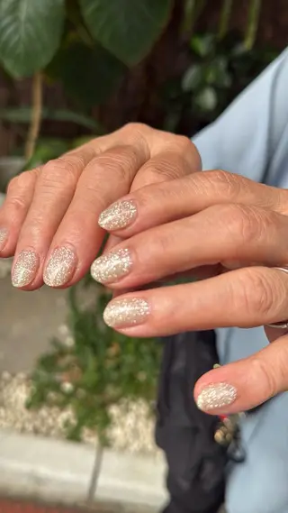 ネイル SAKU nail 作島茜のネイルデザイン