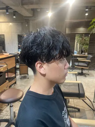パーマ メンズ 廣田 勇海のヘアスタイル