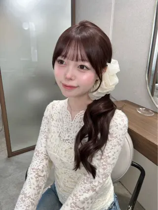 ロング カラー 岩永 ひなのヘアスタイル