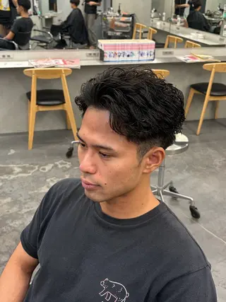 ショート パーマ メンズ メンズパーマ特化🔥 りょうのヘアスタイル