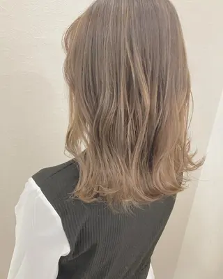ミディアム カラー 店長 ✂️ムラカミ キラリのヘアスタイル