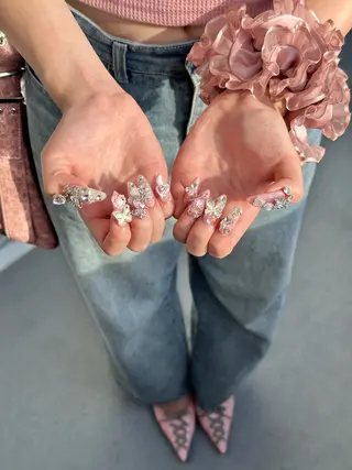 ロング yuka ⭐︎のネイルデザイン