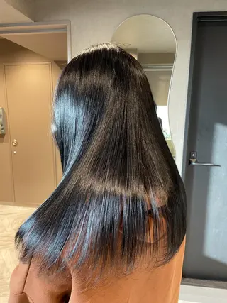 ロング カラー さと ちはるのヘアスタイル