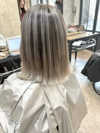 セミロング 山本 みきのヘアスタイル