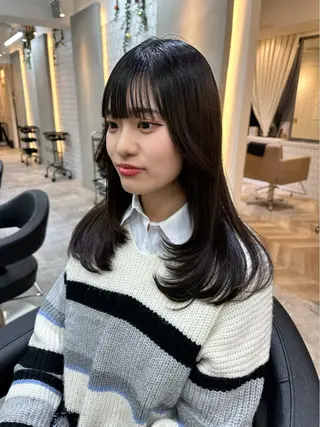 セミロング カラー ミディアムレイヤー 添田晃基のヘアスタイル