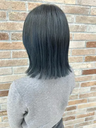 ミディアム カラー 齋藤 らいのヘアスタイル