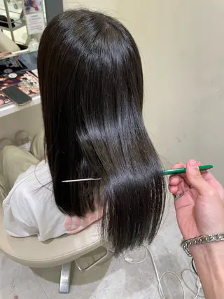 セミロング 髪質改善・縮毛矯正 濱　泰賀のヘアスタイル