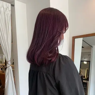 ミディアム カラー 的場 莉音のヘアスタイル