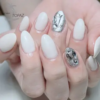 ネイル TOPAZ Ayumiのネイルデザイン