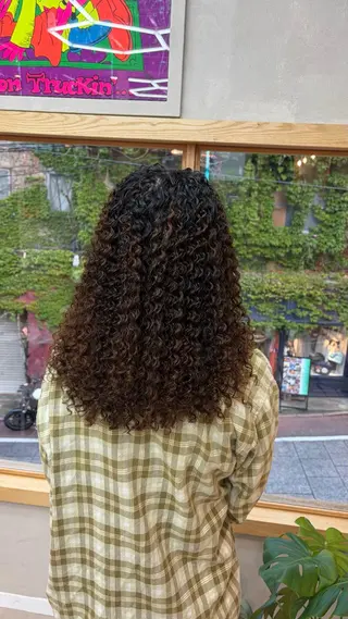 パーマ 水野 明羽のヘアスタイル