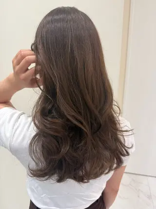 セミロング カラー 透け感color/ SUのヘアスタイル