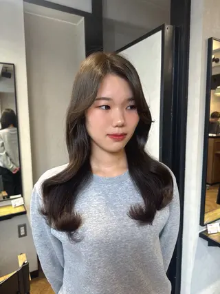 ロング カラー Rena/韓国 /ワンホンヘアのヘアスタイル
