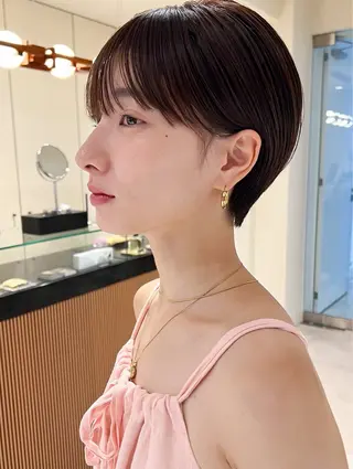 ショート manami / カットモデルのヘアスタイル
