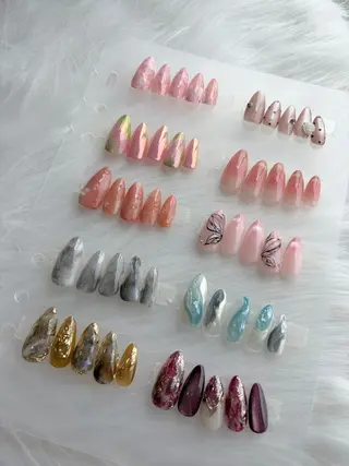 ネイル MEI 🍑 nail OAKのネイルデザイン
