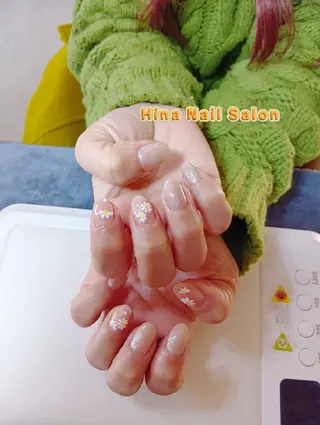 ネイル Hina ネイルサロンのネイルデザイン