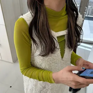 ロング カラー 寺岡 美結希のヘアスタイル