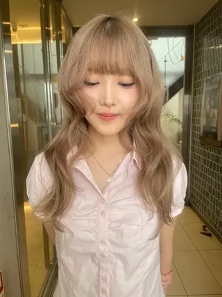 ロング SITY. NENE /カラーモデルのヘアスタイル