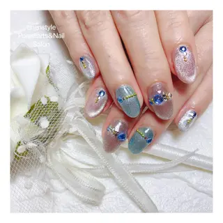 ミディアム ネイル 🐾enen style 🐾のネイルデザイン