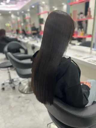 ロング カラー 野口 楓華のヘアスタイル