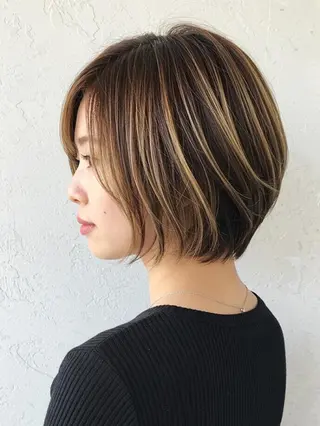 カラー Helena きらのヘアスタイル