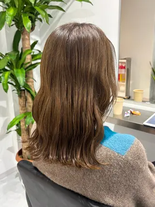 セミロング カラー レイヤーカット🎀× 韓国風🇰🇷正源のヘアスタイル