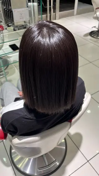 ミディアム 新開 羽音のヘアスタイル