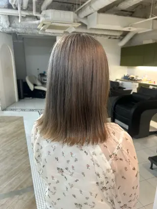 カラー Snug,Hair 愛美海(あみか)のヘアスタイル