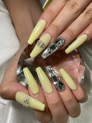 ネイル Natsumi _RIRANのネイルデザイン