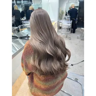 ロング カラー ミルクティーベージュ /cinq/ユキ❄️のヘアスタイル