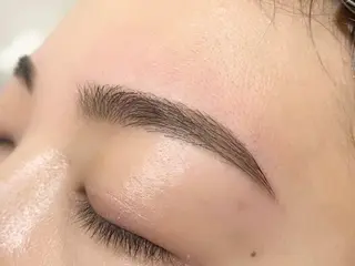 アイブロウ 🫧アイブロウ🫧 仲御徒町店募集中✨️のマツエク・マツパデザイン