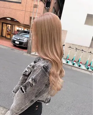ロング カラー ブリーチ 透明感HIDEのヘアスタイル